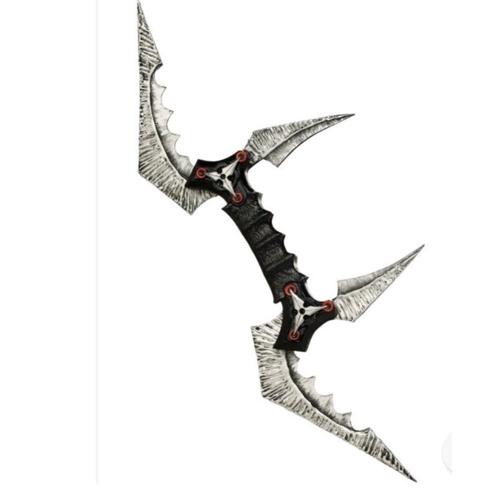 NEW~Ninja Assassin Blades~Spring Loaded Toy~Japanese Warrior Costume Toy Weapon